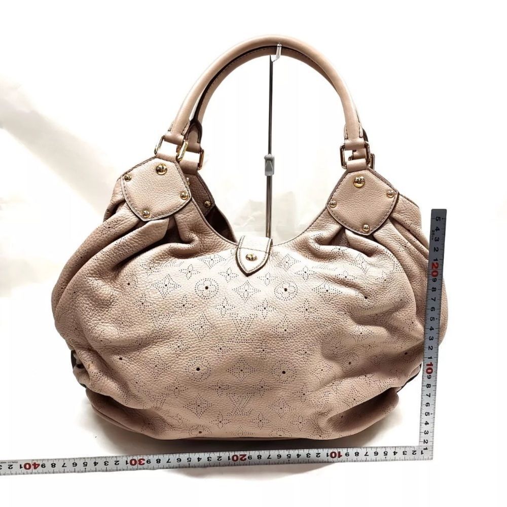 Auth Louis Vuitton Neutrals Monogram Mahina L Hobo M93123 LV Handbag Beige Purse - Picture 3 of 16